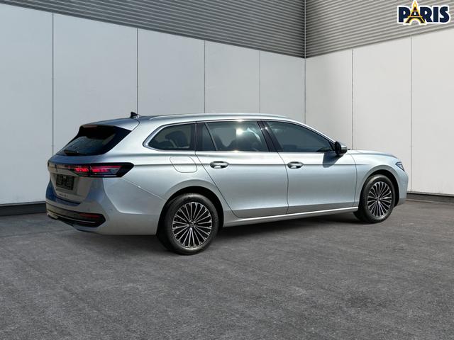 Volkswagen / Passat Variant / / / / DSG+NAVI+MATRIX+MASSAGE+ACC+KAMERA