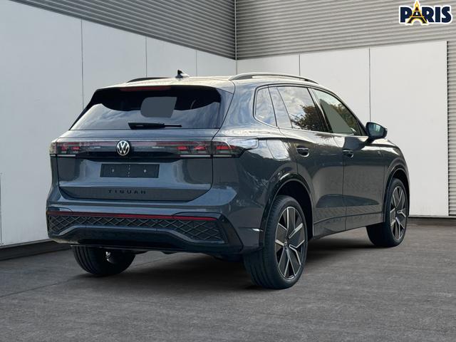 Volkswagen / Tiguan / Grau / / / PANO+HD MATRIX+AHK+NAVI+BLACK STYLE+20 LM+ACC