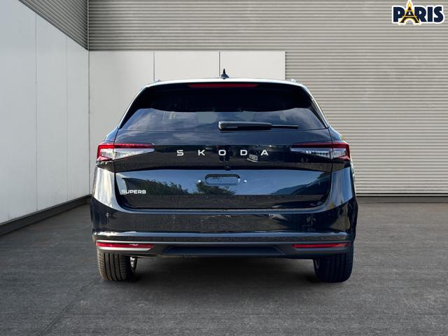 Skoda / Superb Combi / / / / AHK+NAVI+KAM+EL.HECKKL.+KESSY