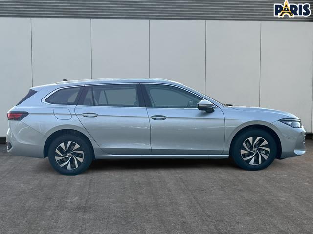 Volkswagen / Passat Variant / Silber / / / DSG+AHK+PANO+NAVI+ACC+KAMERA+LED+MASSAGE