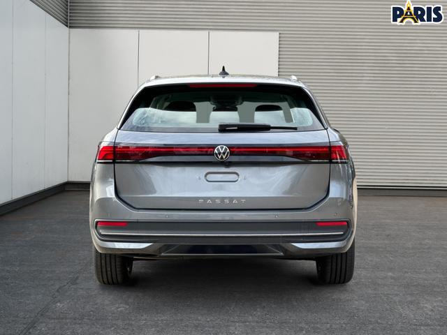 Volkswagen / Passat Variant / Grau / / / DSG+AHK+MASSAGE+NAVI+ACC+KAMERA+LED+17 ALU