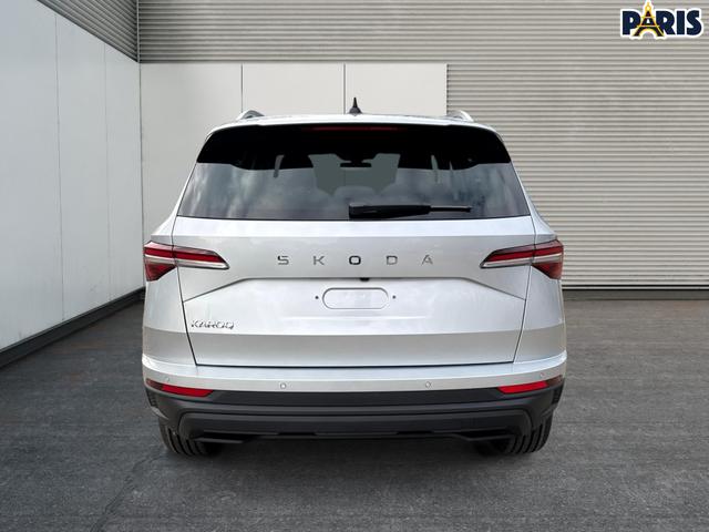 Skoda / Karoq / Silber / / / AHK+KAMERA+EL. HECKKL.+SHZ+ACC+KESSY+18''ALU