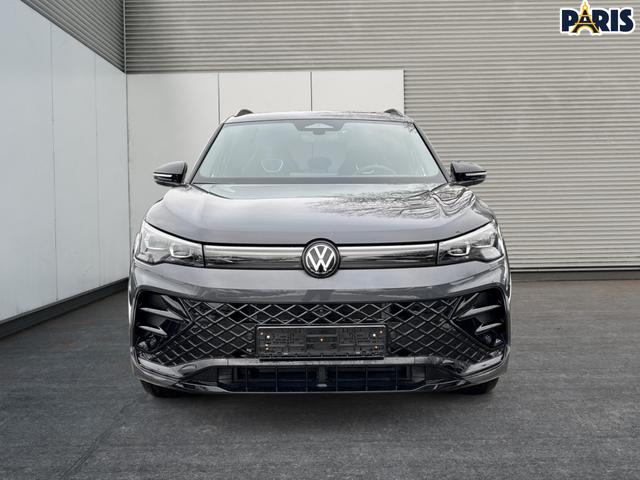 Volkswagen / Tiguan / Grau / / / PLUG-IN+PANO+AHK+HD MATRIX+NAVI+BLACK STYLE+20 LM+ACC