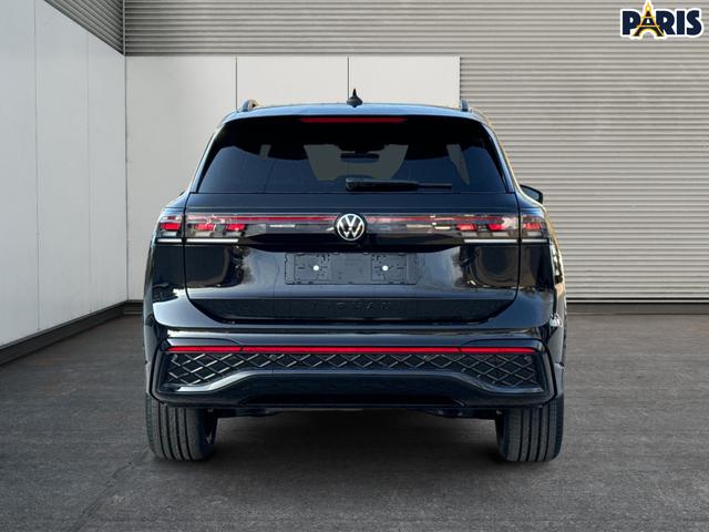 Volkswagen / Tiguan / Schwarz / / / 4 MOT+AHK+NAVI+PANORAMA+EL. HECK.+20 ALU