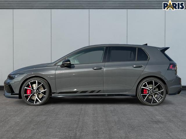 Volkswagen / Golf / / / / PANO+MATRIX+HUD+HARMAN+NAVI+360 KAMERA+19 LM, Beispielbilder, ggf. teilweise mit Sonderausstattung