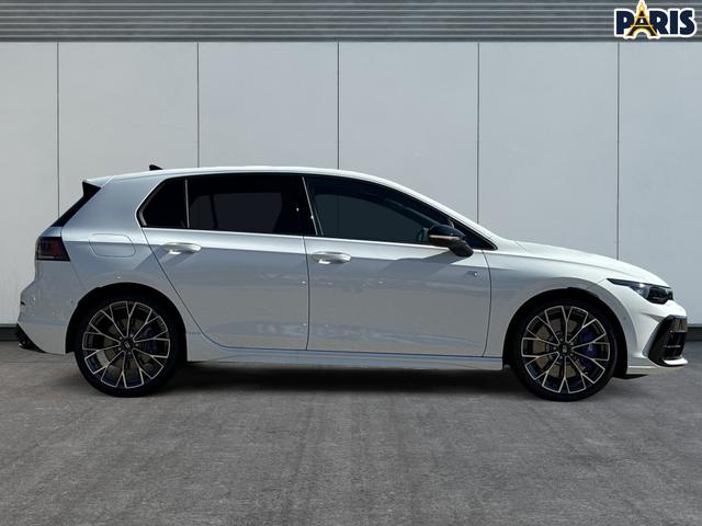 Volkswagen / Golf / Wei&szlig; / / / 4x4+PANO+MATRIX+HUD+HARMAN+NAVI+360 KAMERA+19 LM, Beispielbilder, ggf. teilweise mit Sonderausstattung