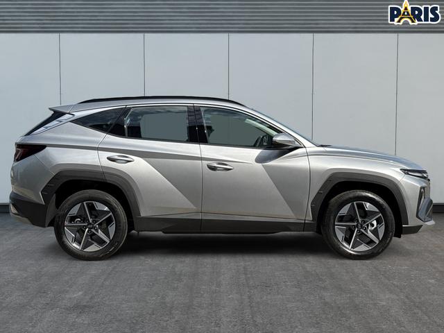 Hyundai / TUCSON / Silber / / / Hybrid NAVI+KAMERA+SHZ+LED+TEMPOMAT+17 ALU+PDC, Beispielbilder, ggf. teilweise mit Sonderausstattung