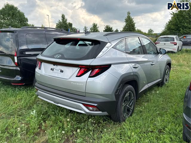Hyundai / TUCSON / Silber / / / NAVI+KAMERA+SHZ+LED+TEMPOMAT+17 ALU+PDC, Beispielbilder, ggf. teilweise mit Sonderausstattung