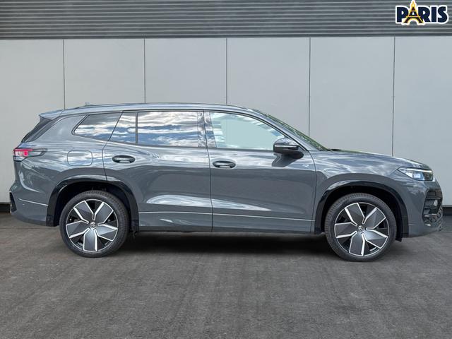 Volkswagen / Tayron / Grau / / / PLUG-IN+PANO+AHK+HuD+MATRIX+360 KAM+20ALU+ACC+eHK+BLACK STYLE