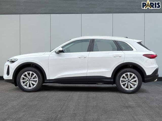 Audi / Q5 / Wei&szlig; / / / QUATTRO+NAVI+KAMERA+AHK+SHZ+PDC+ACC