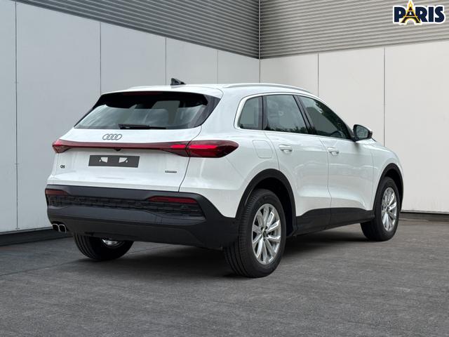 Audi / Q5 / Wei&szlig; / / / QUATTRO+NAVI+KAMERA+AHK+SHZ+PDC+ACC
