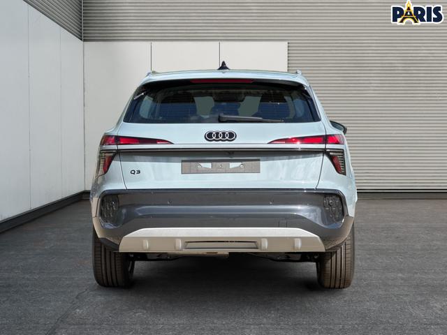 Audi / Q3 / Grau / / / KAMERA+NAVI+PDC+EL.HECKKL.+LED+17LM