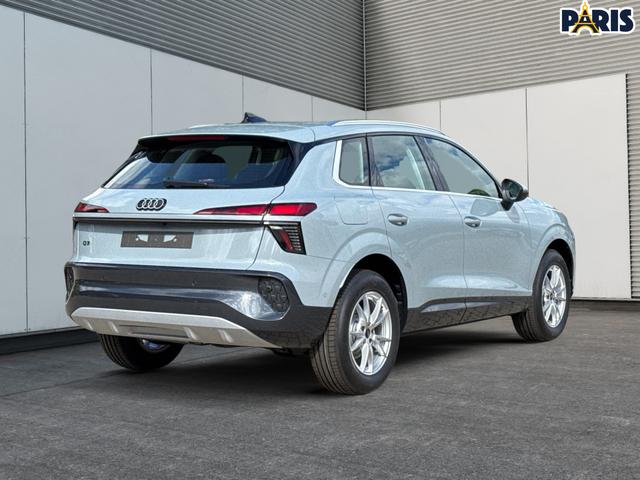 Audi / Q3 / Grau / / / KAMERA+NAVI+PDC+EL.HECKKL.+LED+17LM