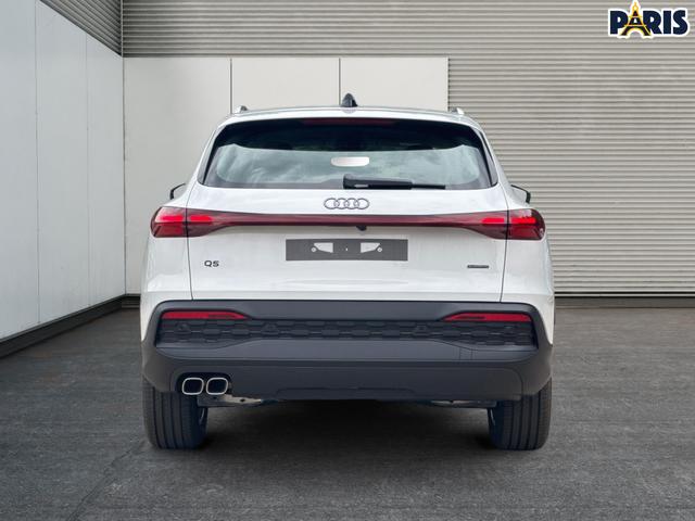 Audi / Q5 / Wei&szlig; / / / QUATTRO+NAVI+KAMERA+AHK+SHZ+PDC+ACC