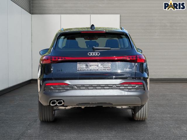 Audi / Q5 / Schwarz / / / QUATTRO+NAVI+KAMERA+AHK+PANO+SHZ+PDC+ACC