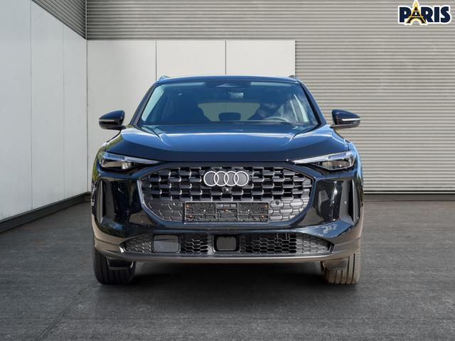 Audi / Q5 / Schwarz / / / QUATTRO+NAVI+KAMERA+AHK+PANO+SHZ+PDC+ACC, Beispielbilder, ggf. teilweise mit Sonderausstattung
