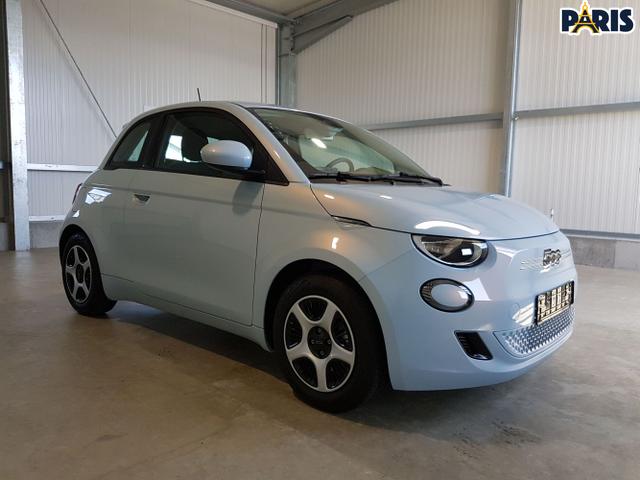 Fiat / 500e / Blau / / / 