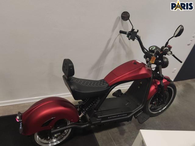 Futura / Chopper E-Roller / Rot / / / 