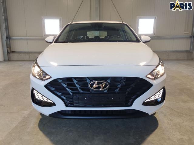 Hyundai / i30 / Weiß / / / 
