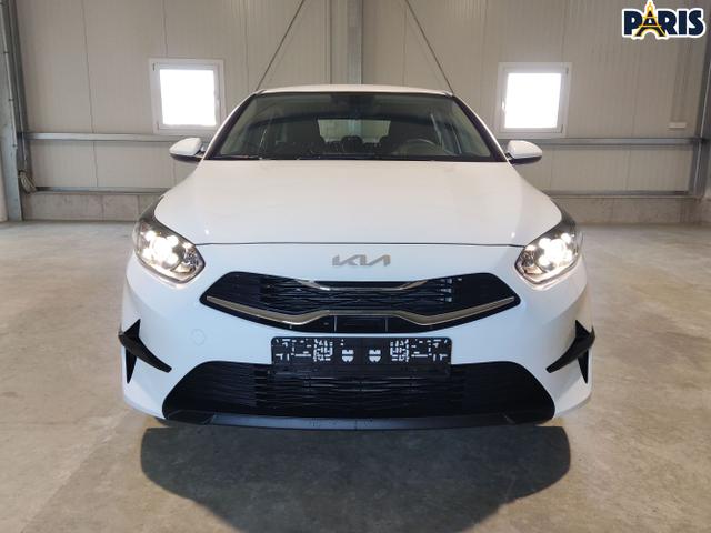 Kia / Ceed Sportswagon / Weiß / / / 