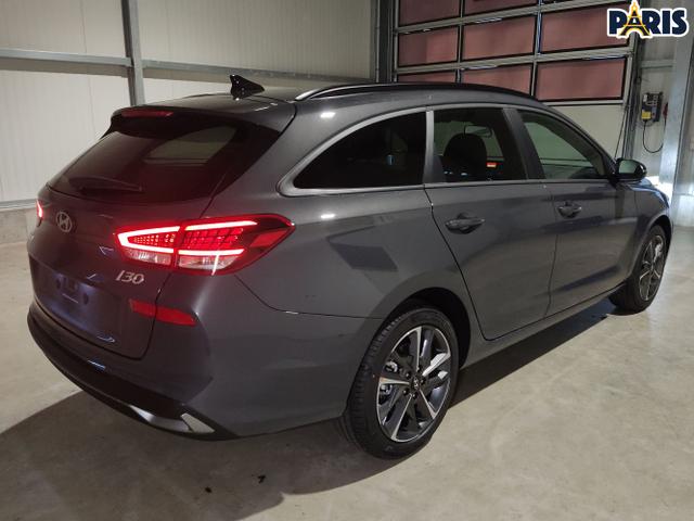 Hyundai / i30 Kombi / Grau / / / , Beispielbilder, ggf. teilweise mit Sonderausstattung