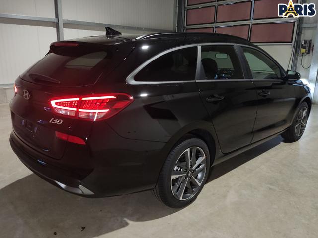 Hyundai / i30 Kombi / Schwarz / / / , Beispielbilder, ggf. teilweise mit Sonderausstattung