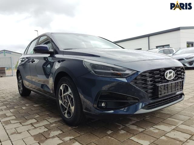 Hyundai / i30 / Blau / / / 