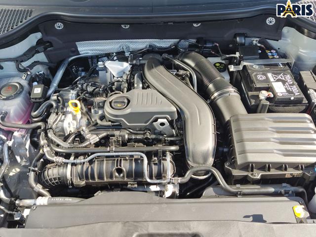 Skoda / Karoq / Grau / / / , Beispielbilder, ggf. teilweise mit Sonderausstattung