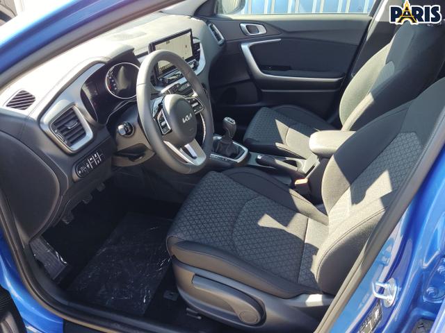 Kia / Ceed / Blau / / / , Beispielbilder, ggf. teilweise mit Sonderausstattung