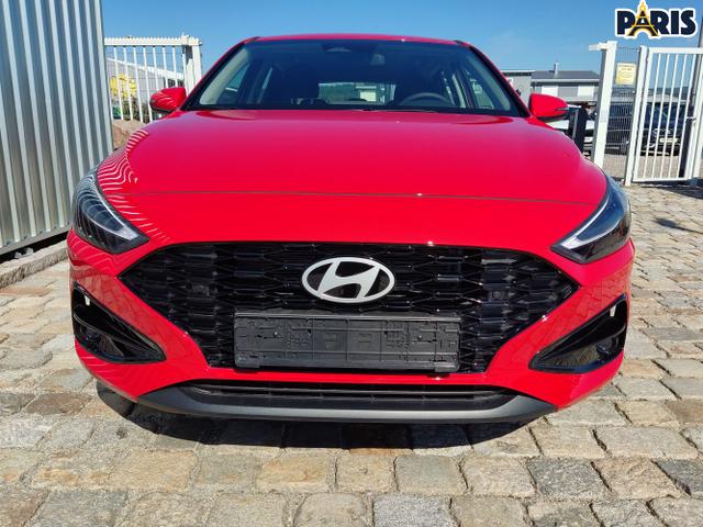 Hyundai / i30 / Rot / / / , Beispielbilder, ggf. teilweise mit Sonderausstattung