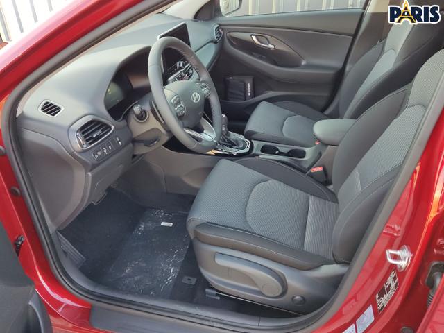 Hyundai / i30 Kombi / Rot / / / , Beispielbilder, ggf. teilweise mit Sonderausstattung