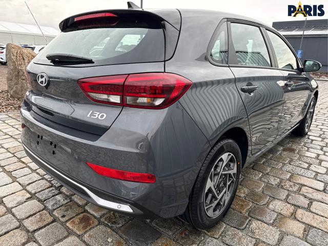 Hyundai / i30 / Grau / / / 