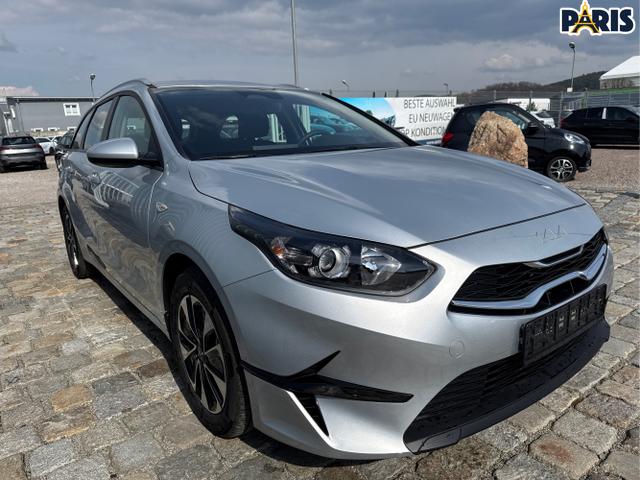 Kia / Ceed / Silber / / / , Beispielbilder, ggf. teilweise mit Sonderausstattung