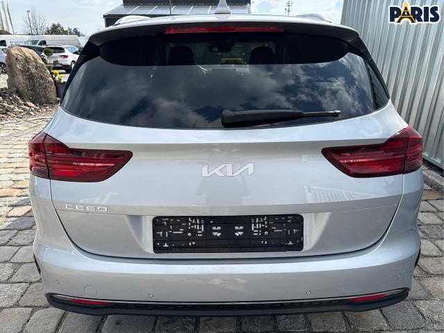 Kia / Ceed / Silber / / / 