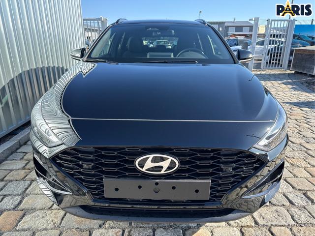 Hyundai / i30 Kombi / Schwarz / / / , Beispielbilder, ggf. teilweise mit Sonderausstattung