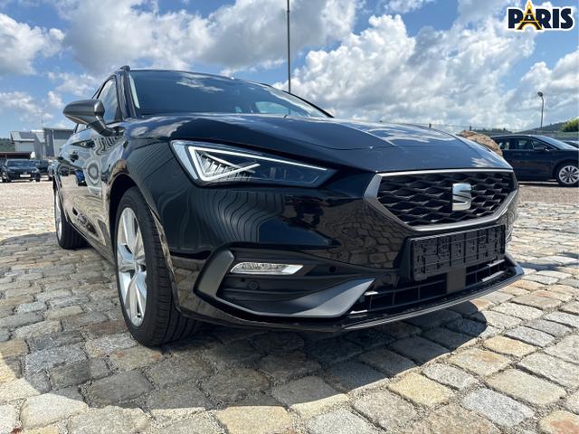 Seat / Leon Sportstourer / Schwarz / / / 