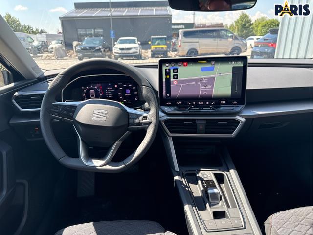 Seat / Leon Sportstourer / Grau / / / 