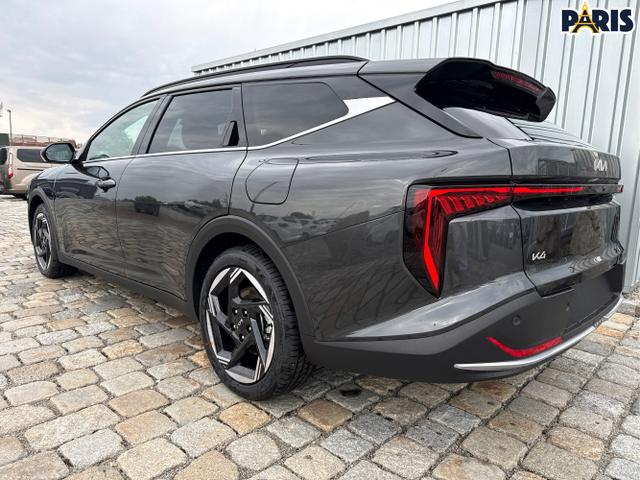 Kia / K4 Sportswagon / Silber / / / , Beispielbilder, ggf. teilweise mit Sonderausstattung