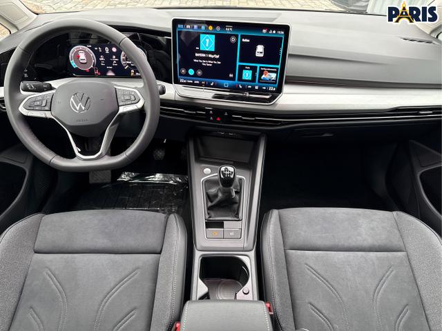 Volkswagen / Golf / Schwarz / / / 