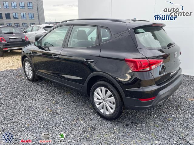 Seat / Arona / Weiß / / / 