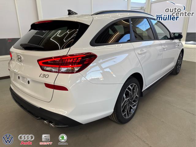 Hyundai / i30 / Weiß / / / N-LINE SHZ NAVI PDC RFK