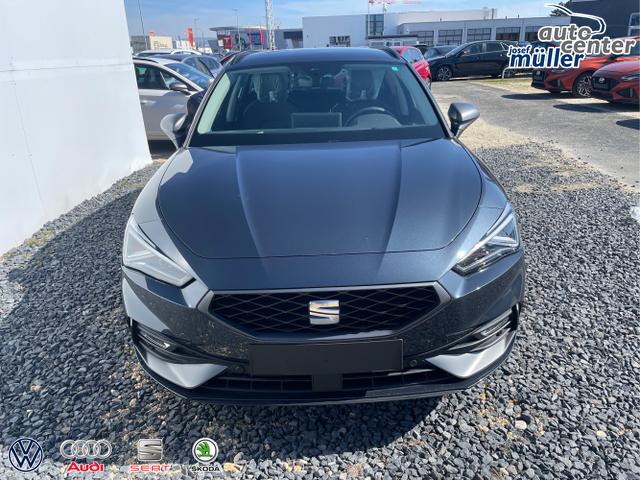 Seat / Leon / Weiß / / / 