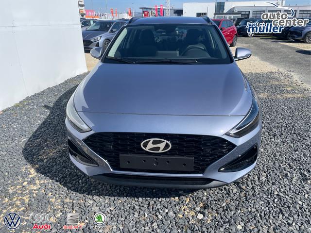 Hyundai / i30 / Weiß / / / 