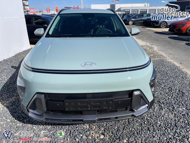 Hyundai / KONA / Weiß / / / 