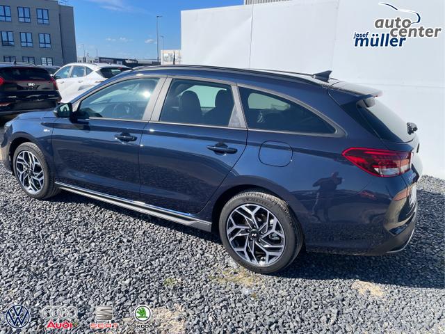 Hyundai / i30 / Weiß / / / 