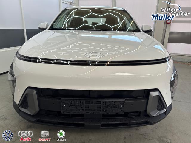 Hyundai / KONA / Weiß / / / DCT ACC NAVI RFK Smart Key