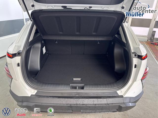 Hyundai / KONA / Weiß / / / DCT ACC NAVI RFK Smart Key