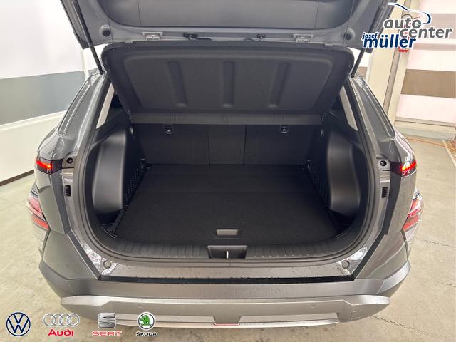 Hyundai / KONA / Grau / / / DCT ACC SHZ NAVI 18ALU 