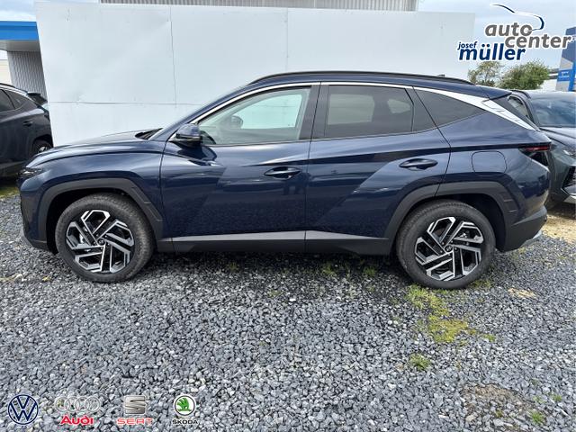 Hyundai / TUCSON FACELIFT / Weiß / / / 