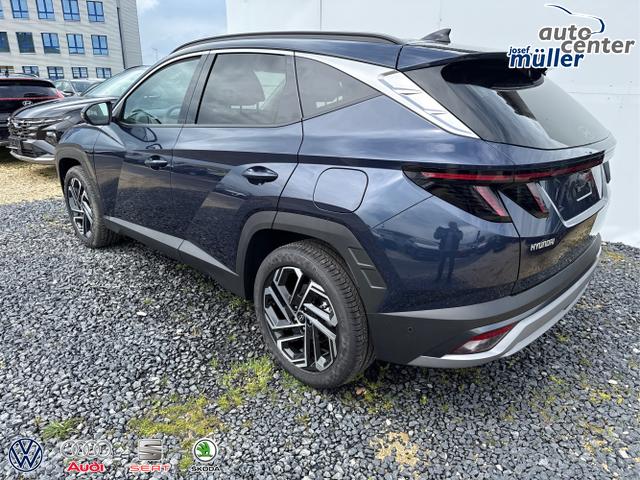 Hyundai / TUCSON FACELIFT / Weiß / / / 